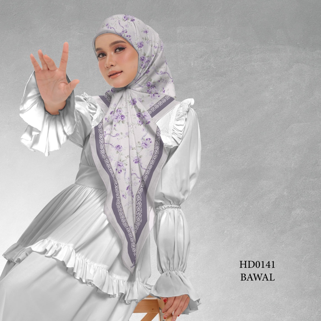 Tudung Bawal (Square Hijab) in HD0141