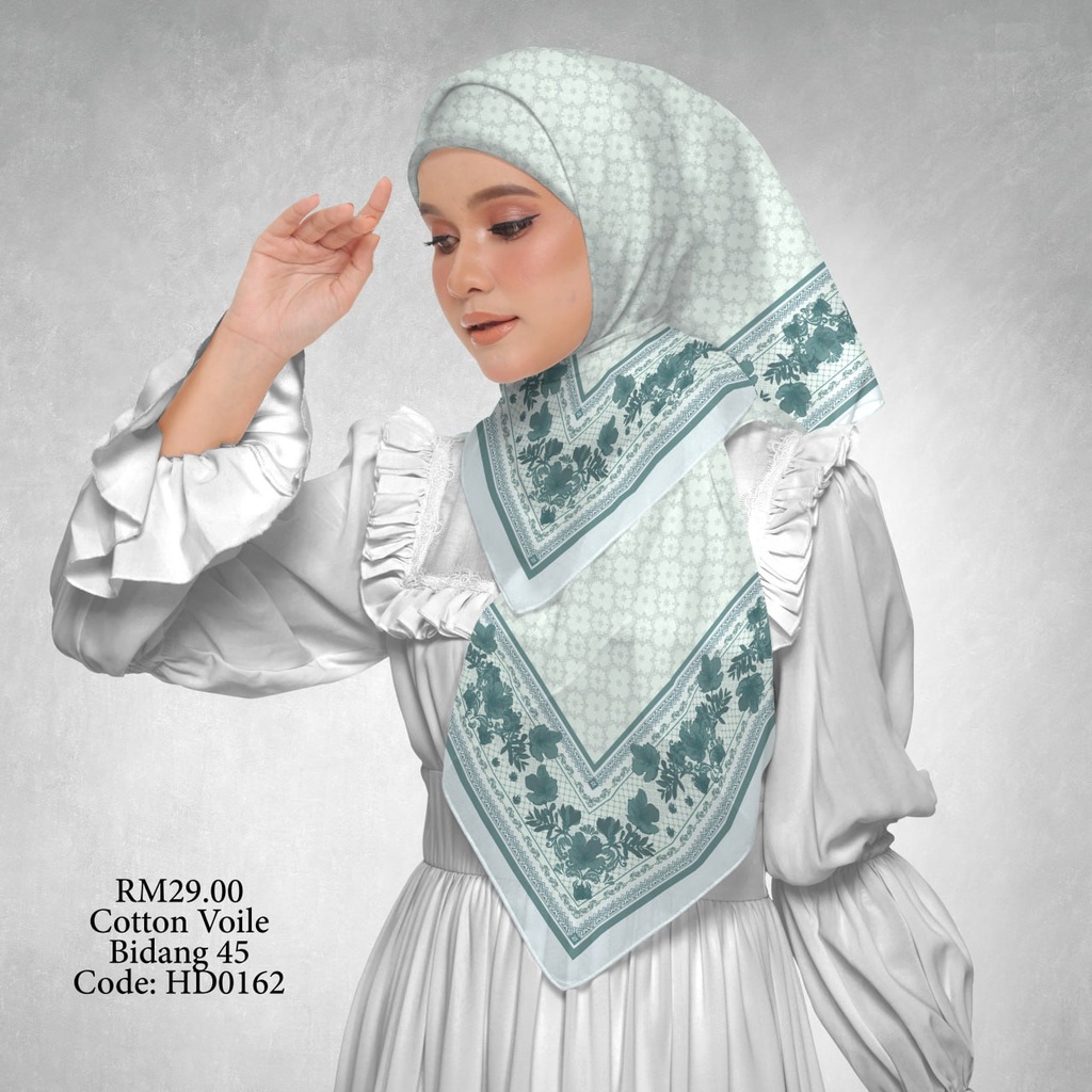 Tudung Bawal (Square Hijab) in HD0162