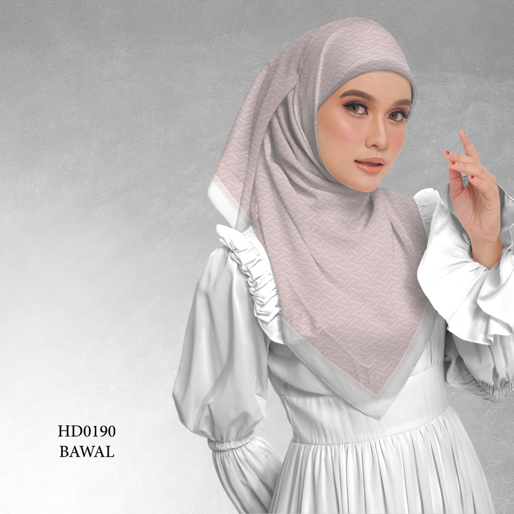 Tudung Bawal (Square Hijab) in HD0190